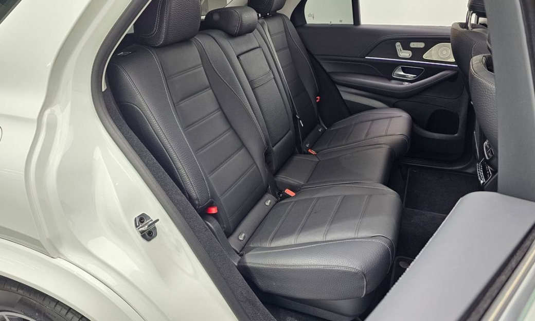 Mercedes-Benz GLE-Class GLE450 4MATIC, 2025