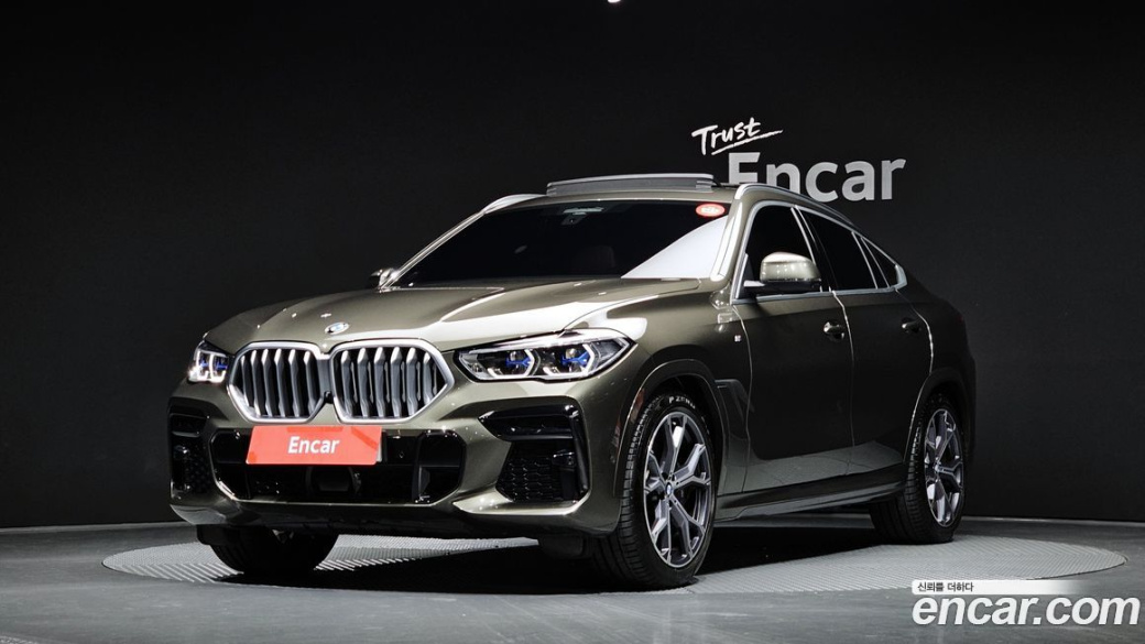BMW X6 xDrive40i M Sport, 2023