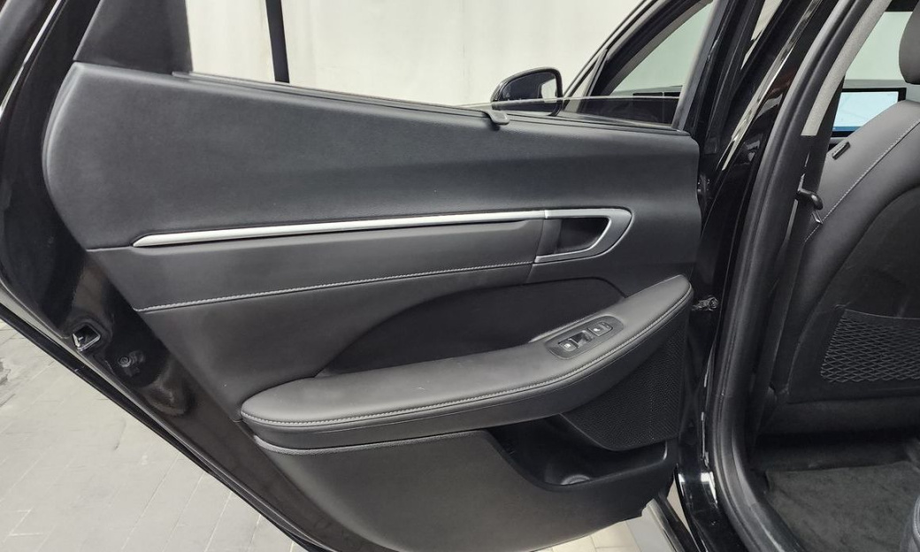 Hyundai Sonata 2.0, 2024