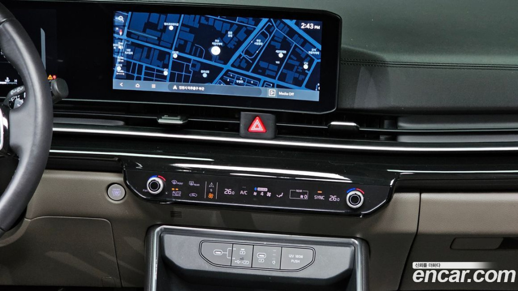 Kia Carnival 9-Seater Gravity, 2025