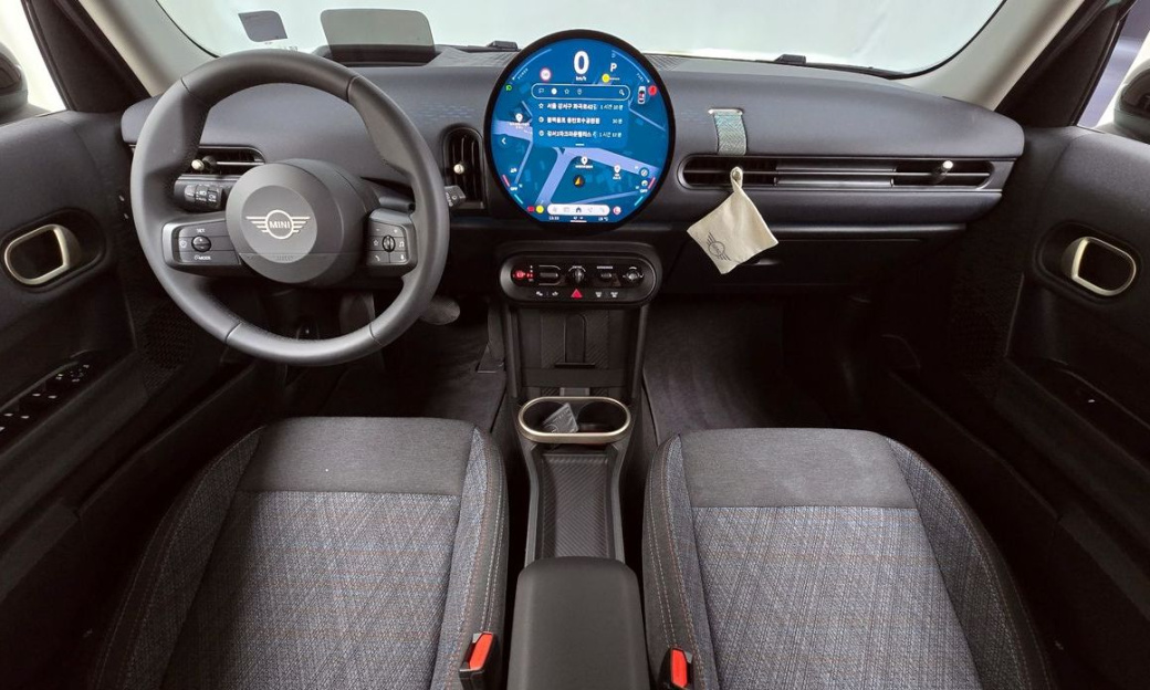 Mini Cooper 5Door Essential, 2025