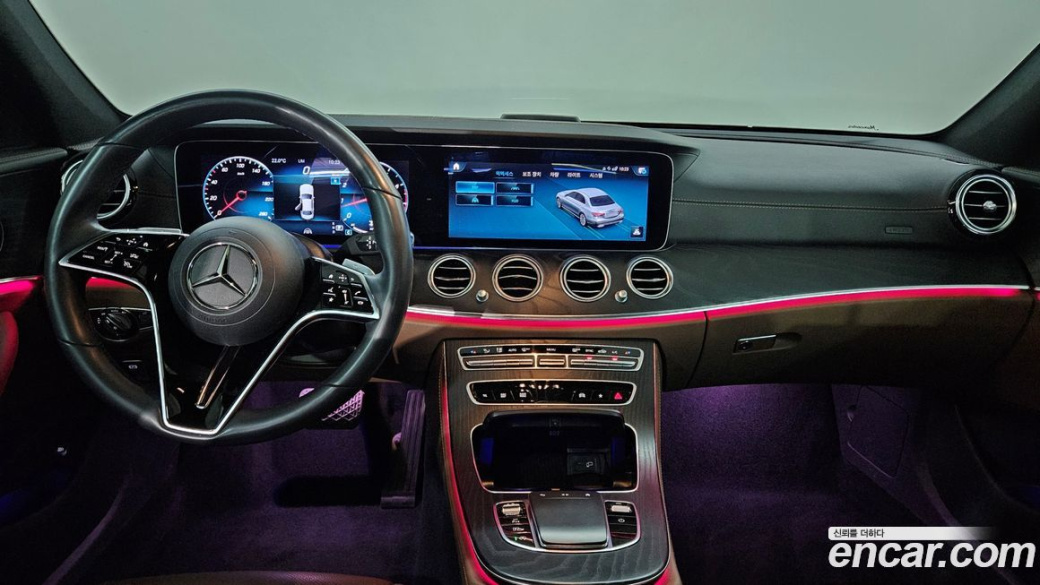 Mercedes-Benz E-Class E250 AMG Line, 2023