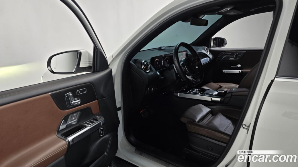 Mercedes-Benz GLB-Class GLB250 4MATIC, 2021