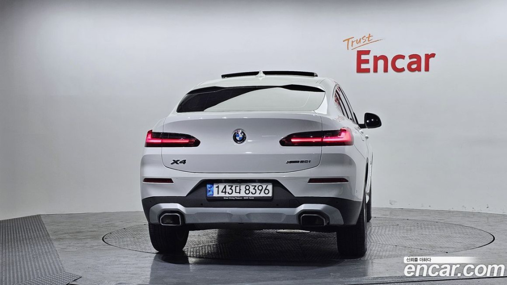 BMW X4 xDrive20i xLine, 2022
