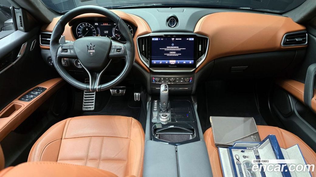 Maserati Ghibli 3.0 Modena, 2022