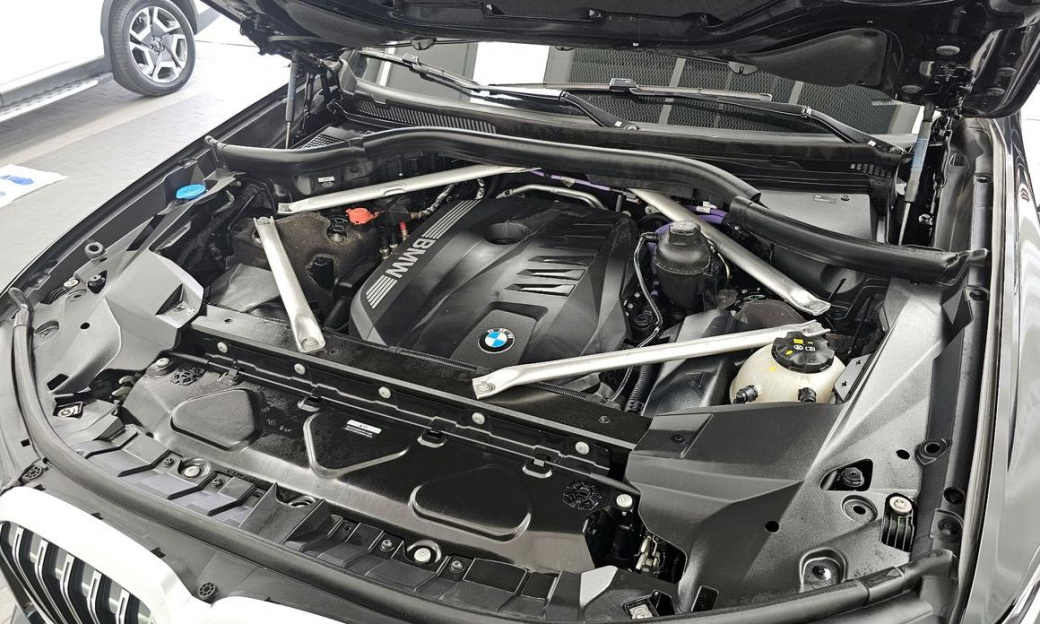 BMW X7 xDrive 40i M Sport 6STR, 2024