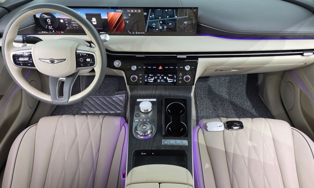 Genesis G80 Gasoline 2.5 Turbo AWD, 2025