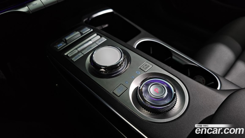 Genesis GV70 2.5T Gasoline 2WD, 2024