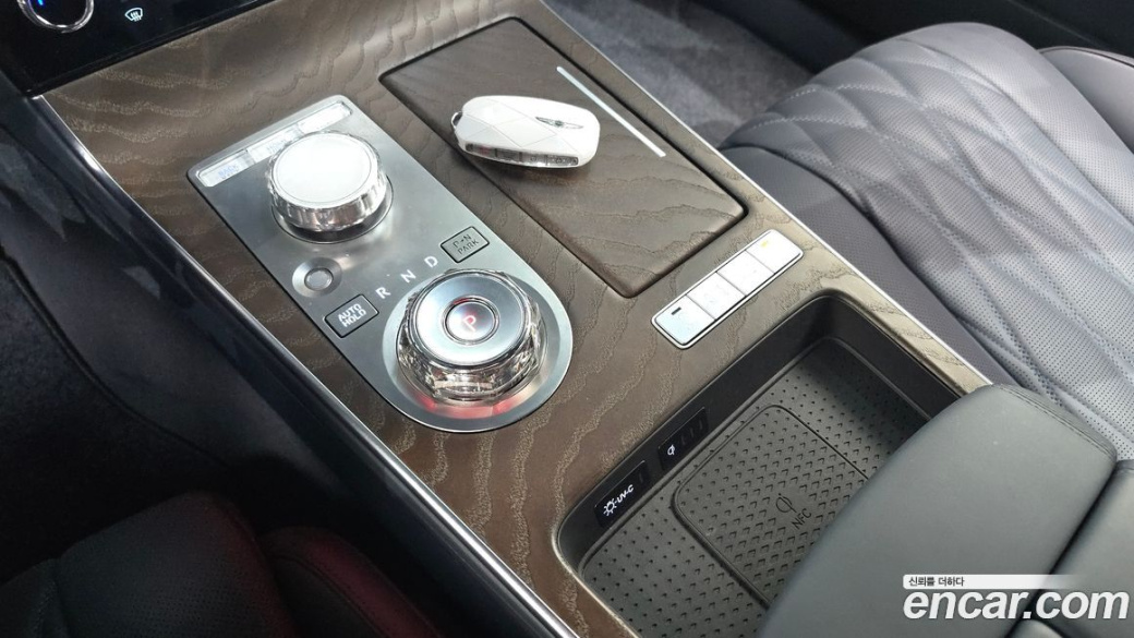 Genesis G80 Gasoline 2.5 Turbo AWD, 2025
