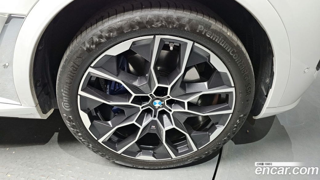 BMW X7 xDrive 40i M Sport 6STR, 2024