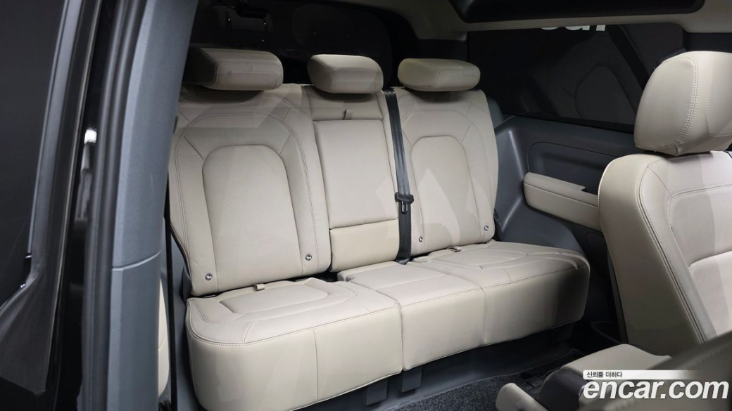 Land Rover Defender 90 D250 XS Edition, 2024