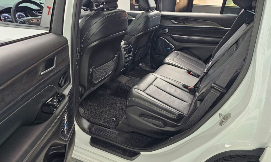 Jeep Cherokee L 3.6 Overland, 2021