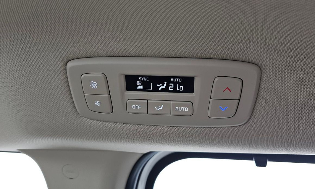 Kia Carnival 7-Seater Gravity, 2025