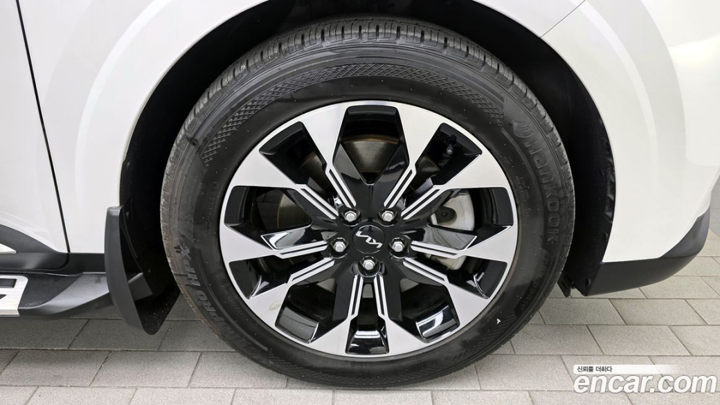 Kia Carnival 9-Seater Signature, 2022