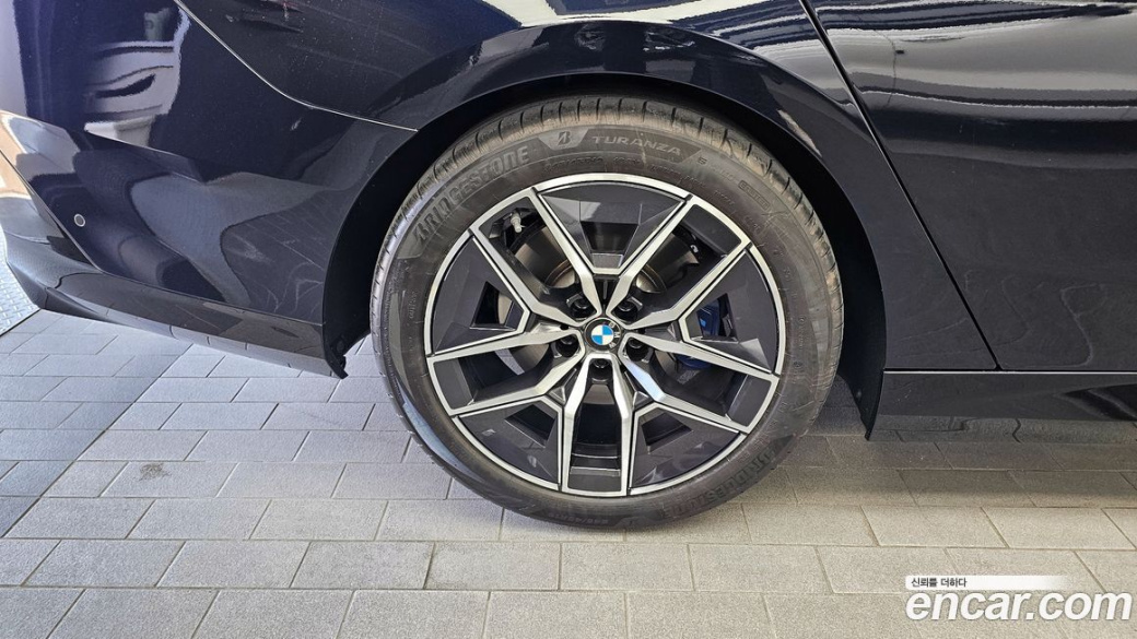 BMW 5-Series 520i M Sport, 2024