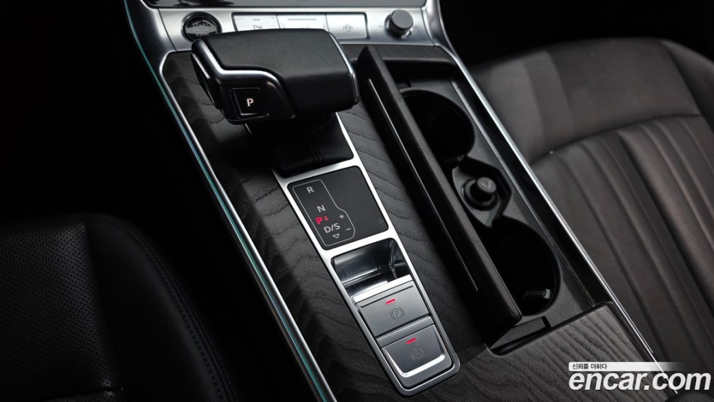 Audi A6 45 TFSI Quattro Premium, 2022