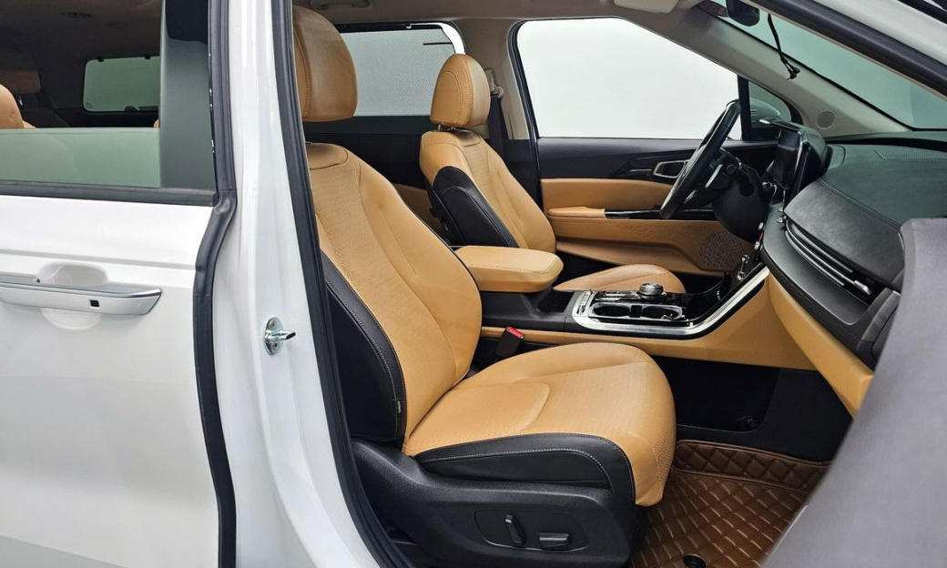 Kia Carnival 9-Seater Noblesse, 2022