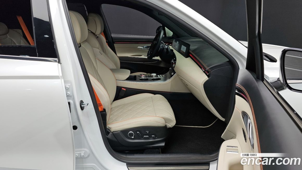 Genesis GV70 2.5T Gasoline AWD, 2025