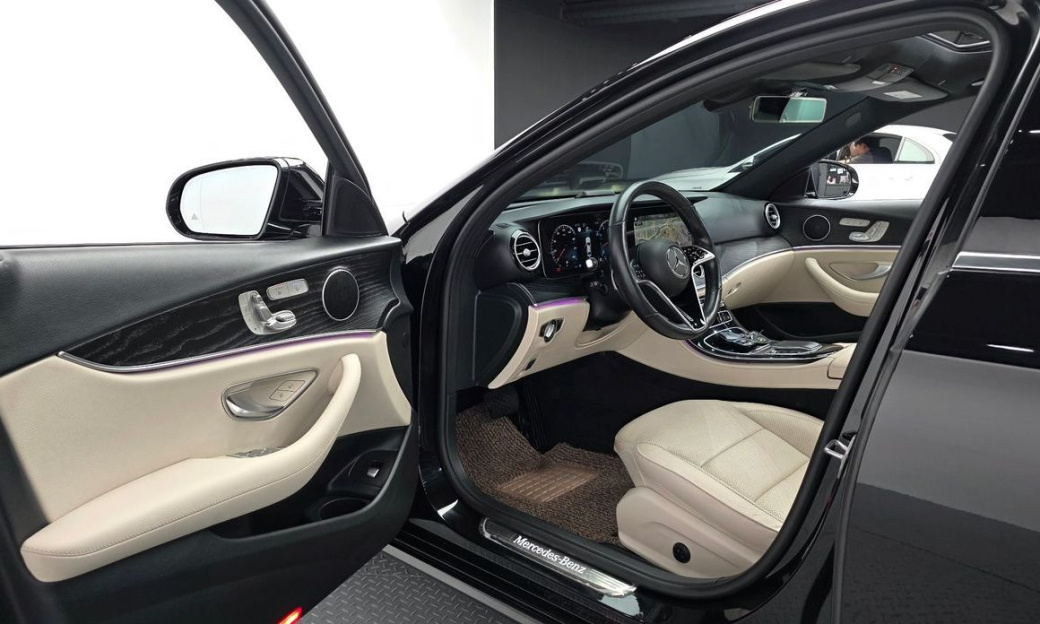 Mercedes-Benz E-Class E250 Avantgarde, 2022