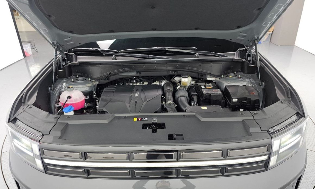 Hyundai Santafe Gasoline 2.5T 2WD, 2025