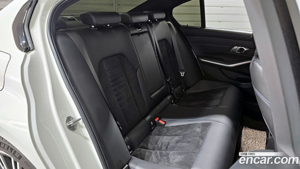 BMW 3-Series 320i M Sport, 2022