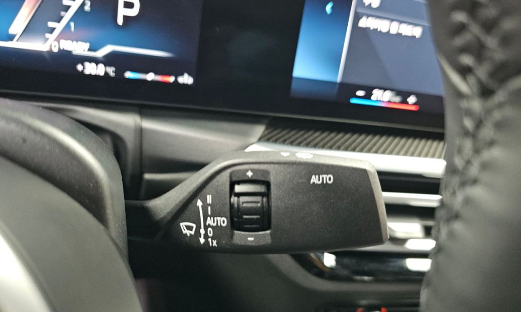 BMW 3-Series M340i Pro, 2024
