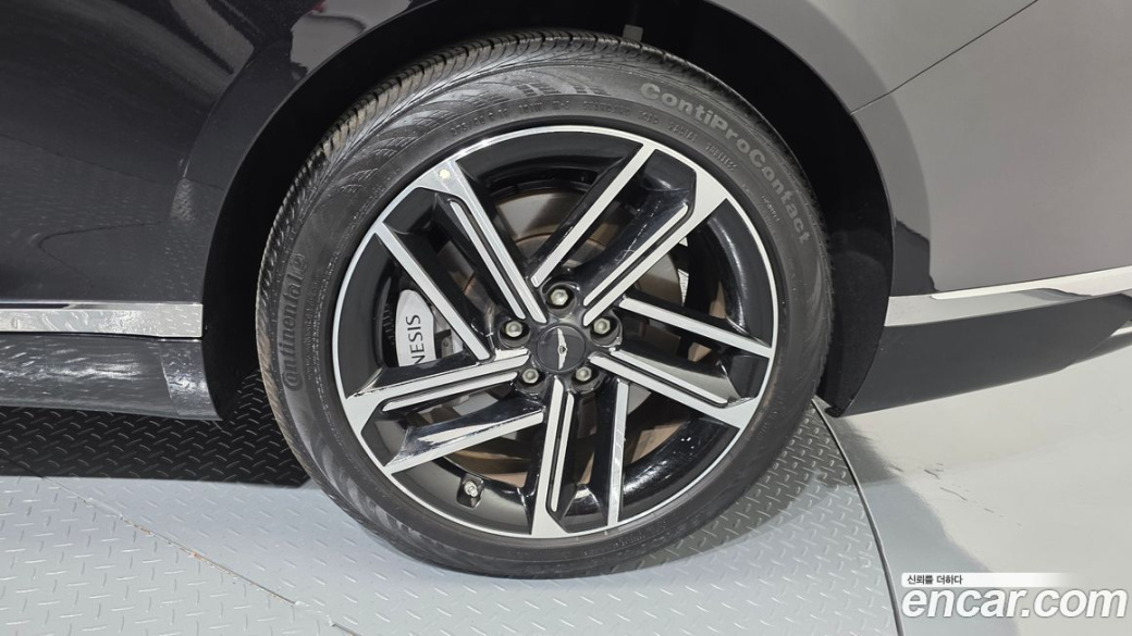 Genesis G80 Gasoline 2.5 Turbo AWD, 2025