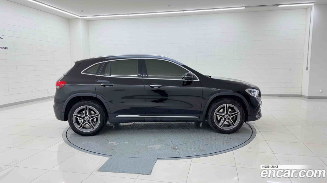Mercedes-Benz GLA-Class GLA250 4MATIC, 2023