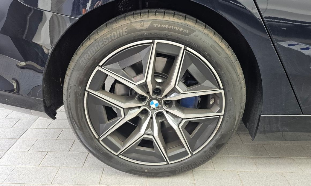 BMW 5-Series 520i M Sport, 2026