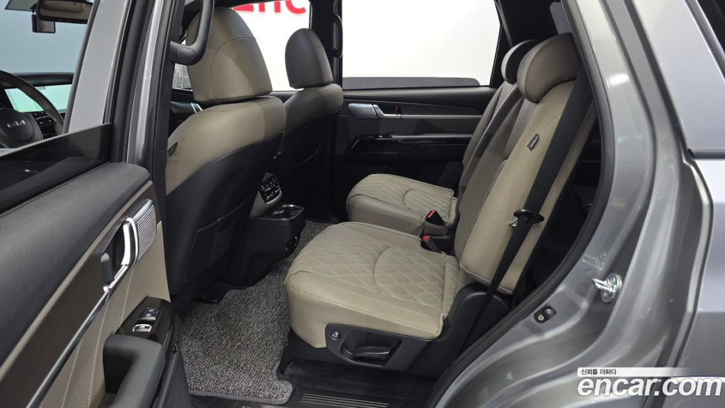 Kia Mohave Diesel 3.0 4WD 6-Seater, 2023