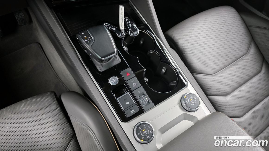 Volkswagen Touareg 3.0 TDI Prestige, 2022