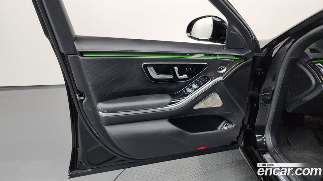 Mercedes-Benz S-Class S580L 4MATIC, 2022