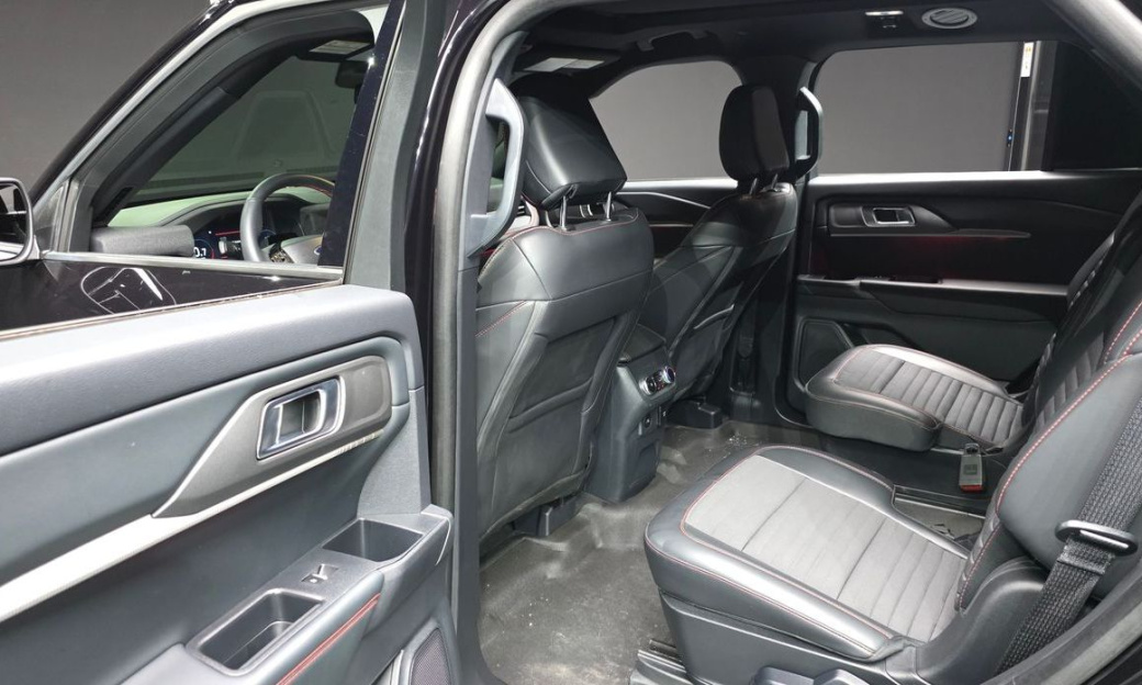 Ford Explorer 2.3 ST-Line 4WD, 2025