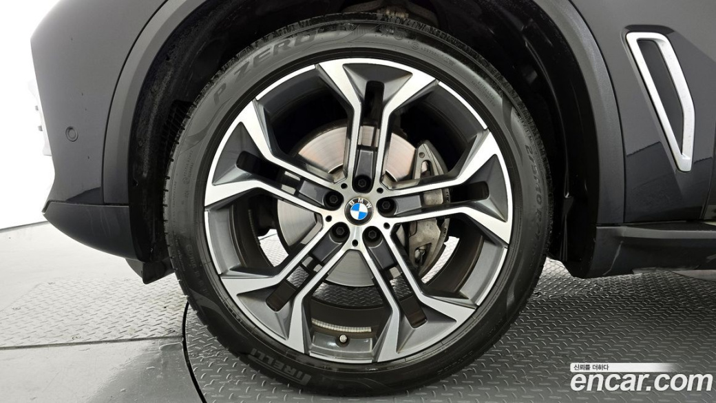 BMW X5 xDrive 30d xLine, 2023