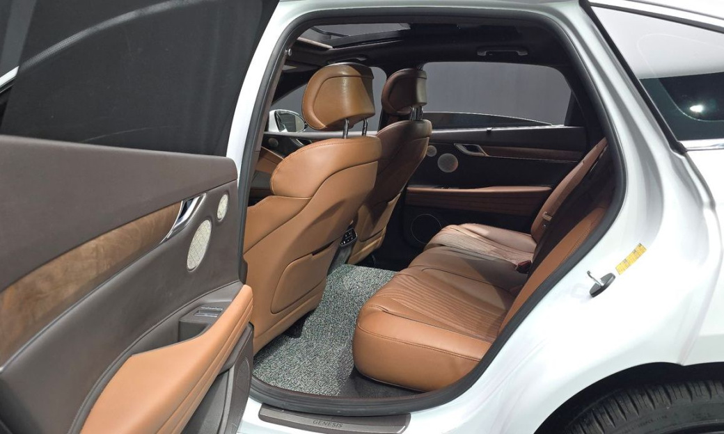Genesis G80 Gasoline 2.5 Turbo 2WD, 2023