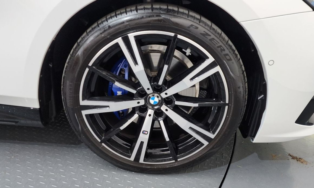 BMW 5-Series 530i xDrive M Sport, 2025