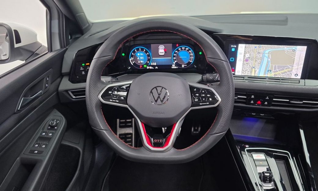Volkswagen Golf 2.0 GTI, 2024