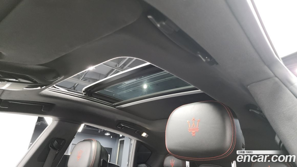 Maserati Levante 2.0 GT AWD, 2022
