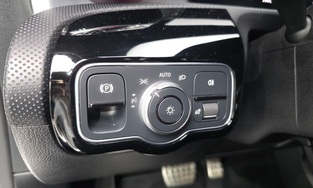 Mercedes-Benz CLA-Class CLA250 4MATIC, 2023