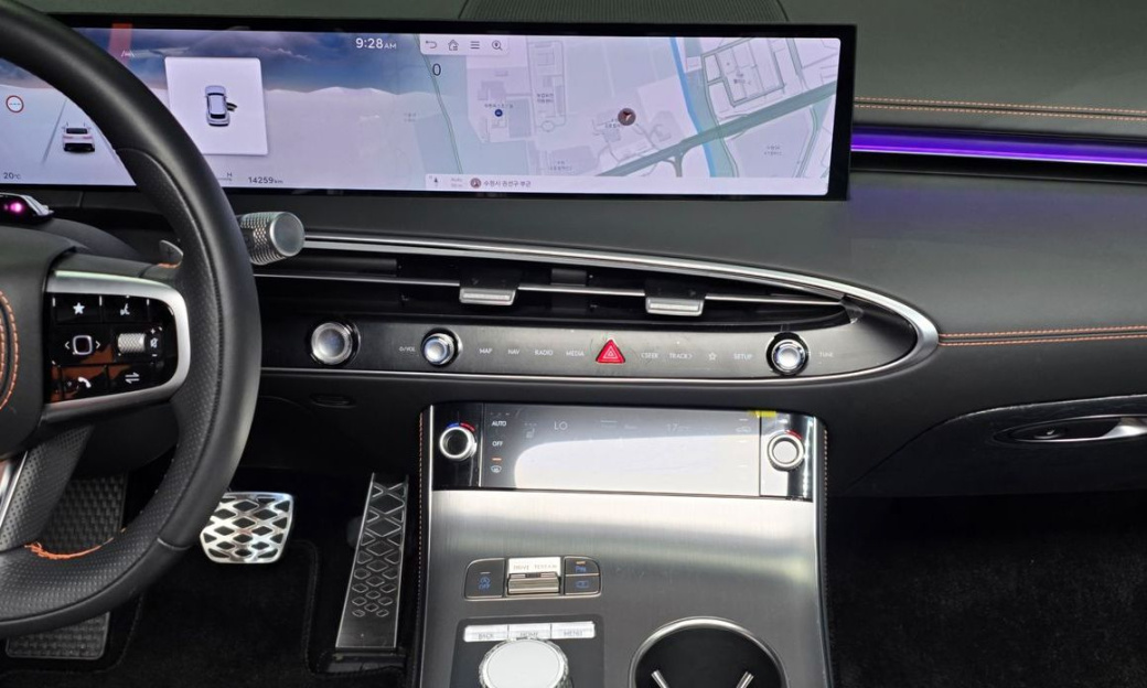 Genesis GV70 2.5T Gasoline AWD, 2025
