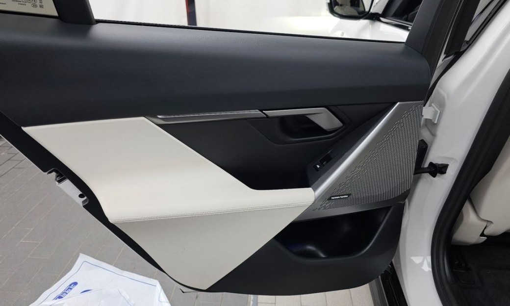 BMW 5-Series 520i M Sport, 2025