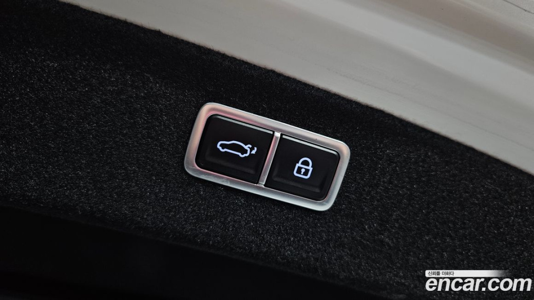 Genesis G80 Gasoline 2.5 Turbo AWD, 2024