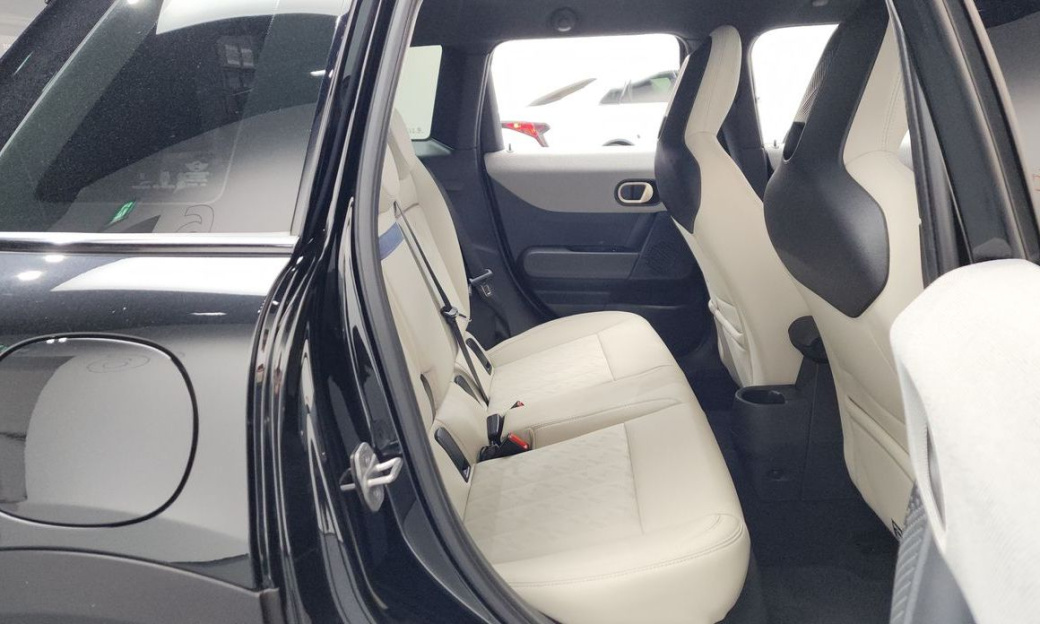 Mini Cooper 5 Door Favoured, 2025