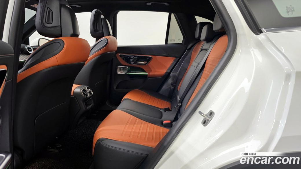 Mercedes-Benz GLC-Class GLC300 4MATIC AMG Line, 2023