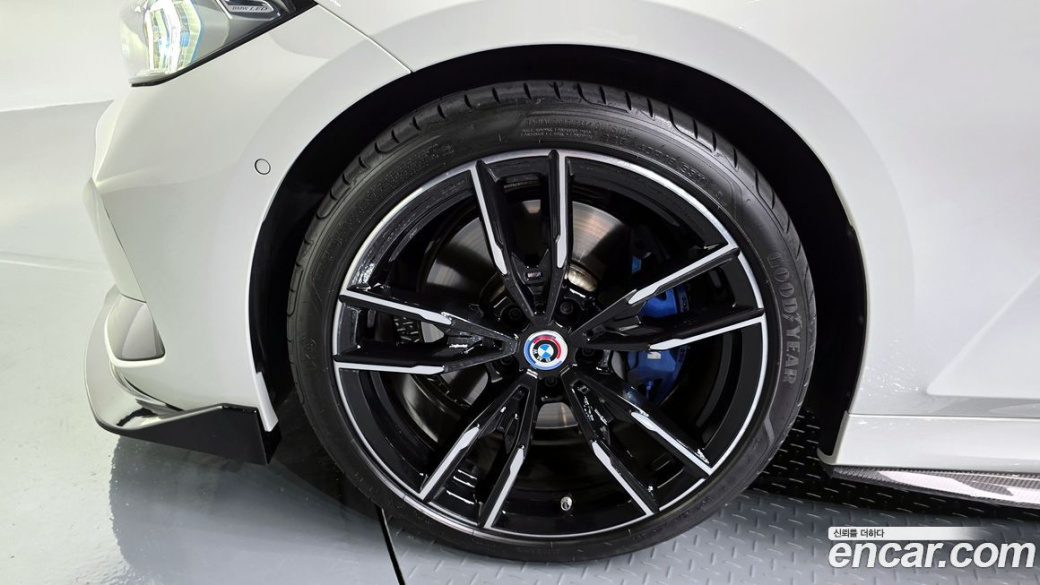 BMW 3-Series M340i, 2023