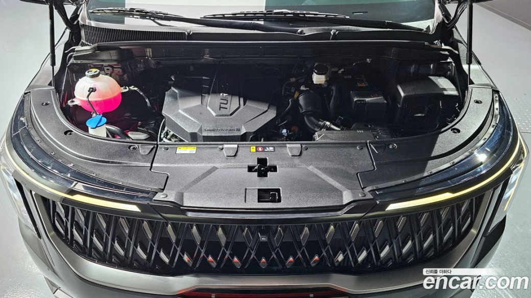 Kia Carnival 9-Seater Noblesse, 2025
