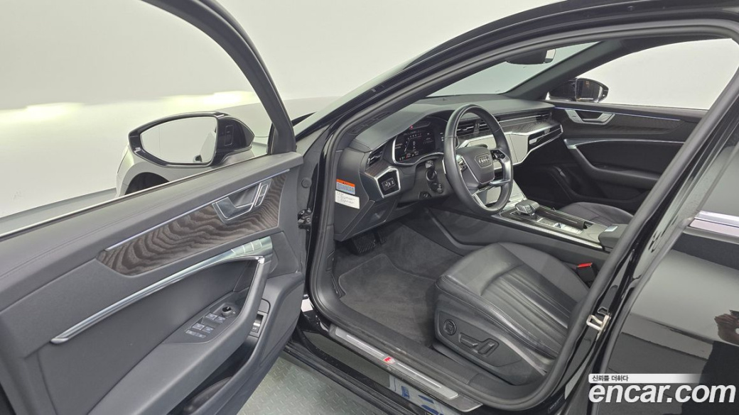 Audi A6 45 TFSI Quattro Premium, 2023