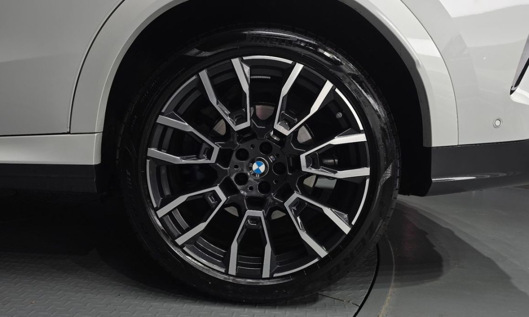 BMW X6 xDrive30d M Sport, 2025
