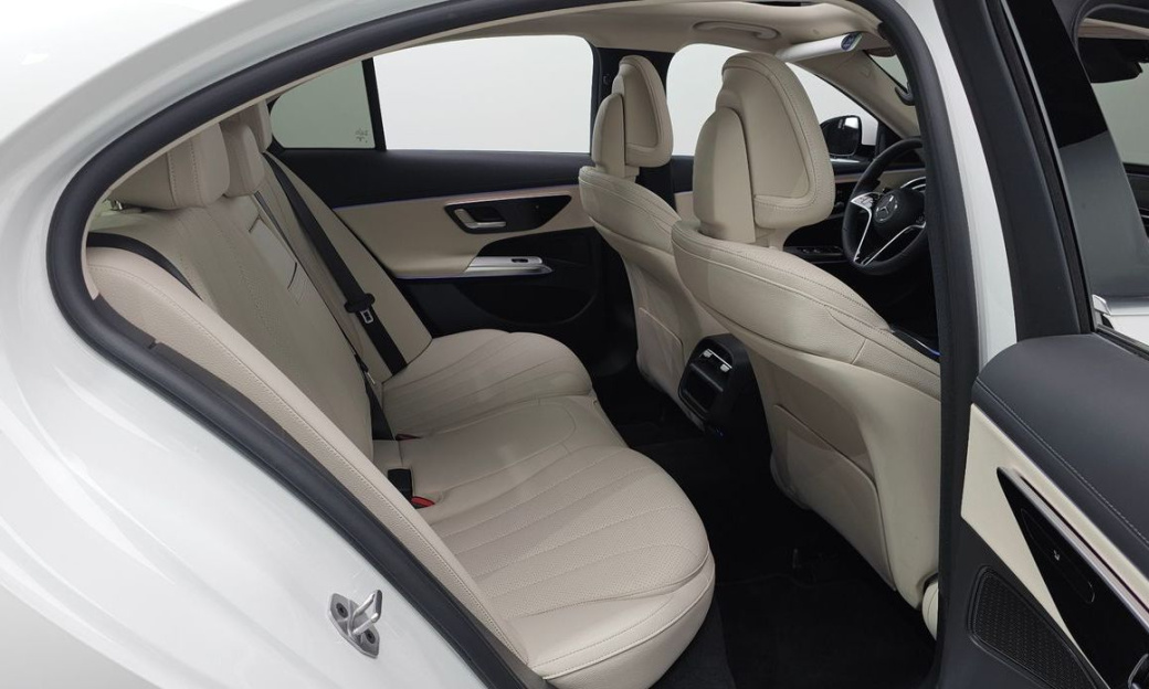 Mercedes-Benz E-Class E200 Avantgarde, 2025