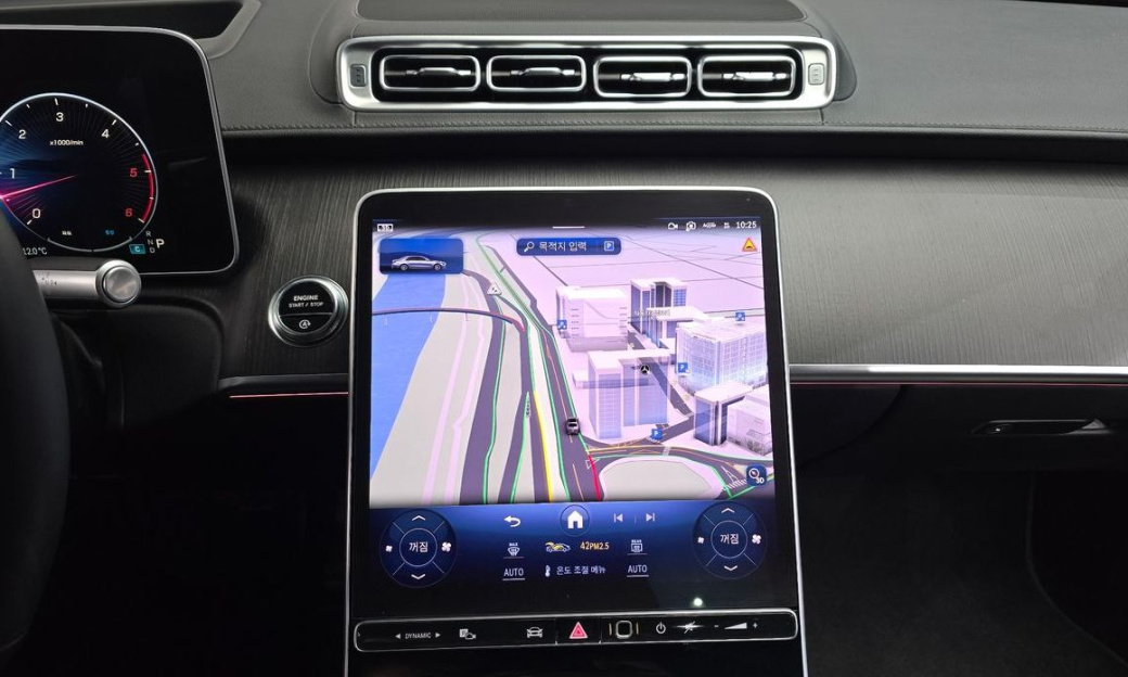 Mercedes-Benz S-Class S450 d 4MATIC, 2024